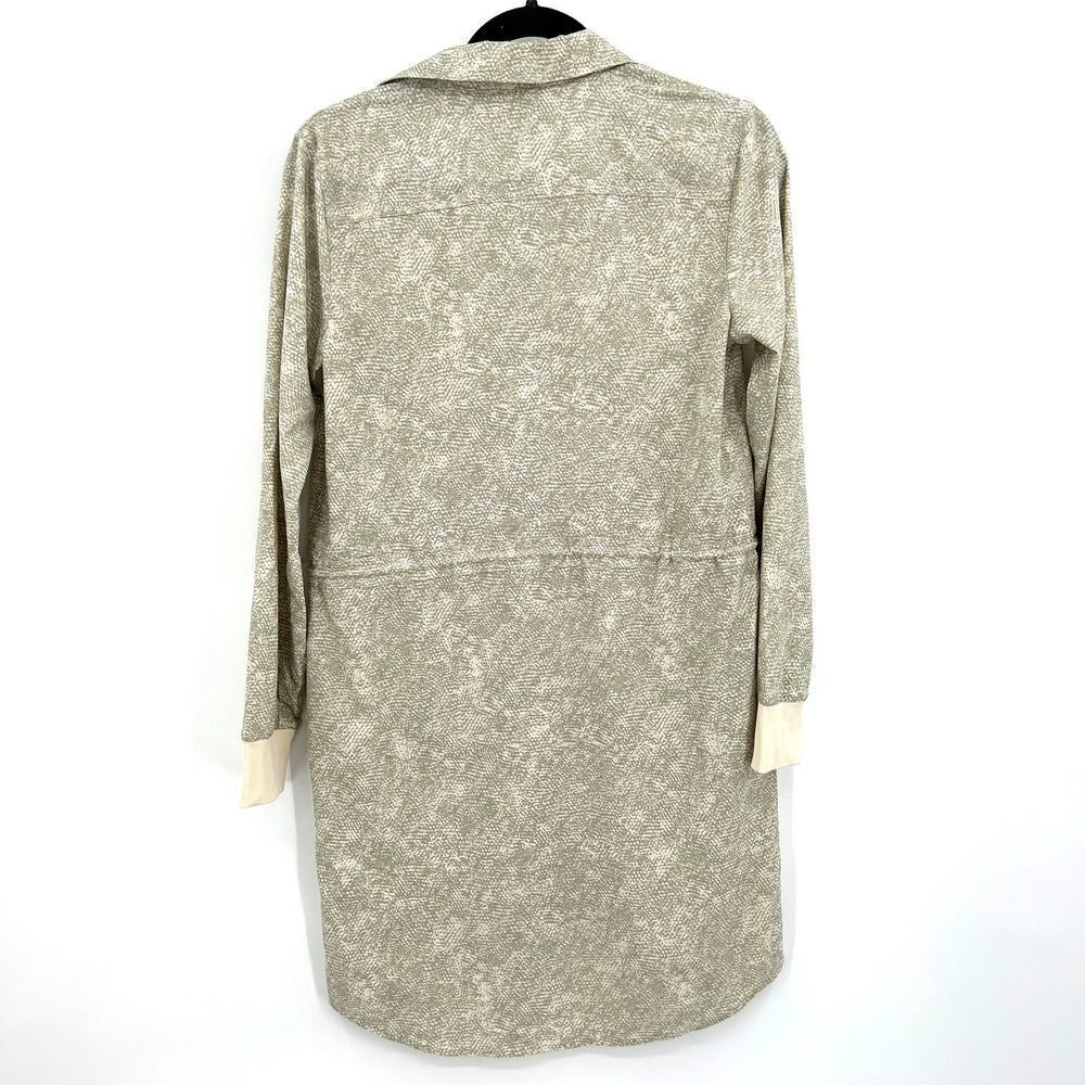NWT ATHLETA Zuma Printed Shirt Dress Cream Gray Lightweight Waist Tie Size XS - Picture 4 of 9